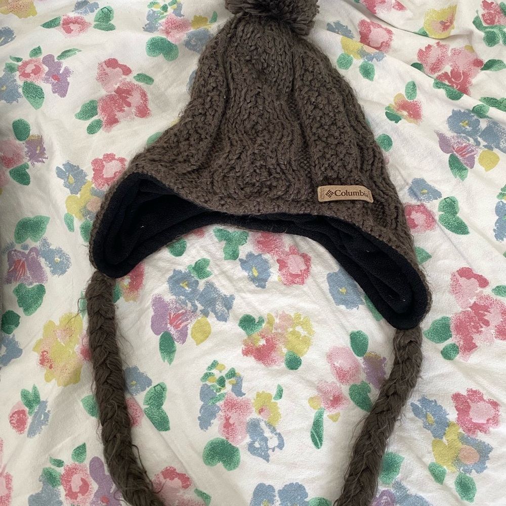 Columbia Brown Knit Earflap Hat